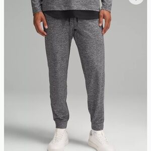 LULULEMON Men's Gray Jogger Pants